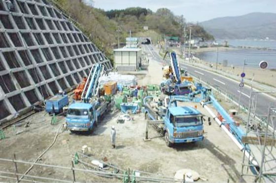 エアーモルタル混練プラント